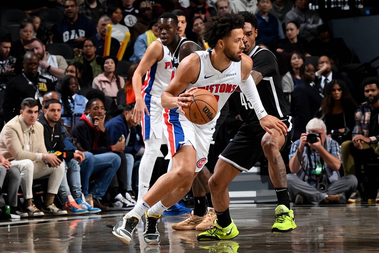 赛12轮不 赛12轮不